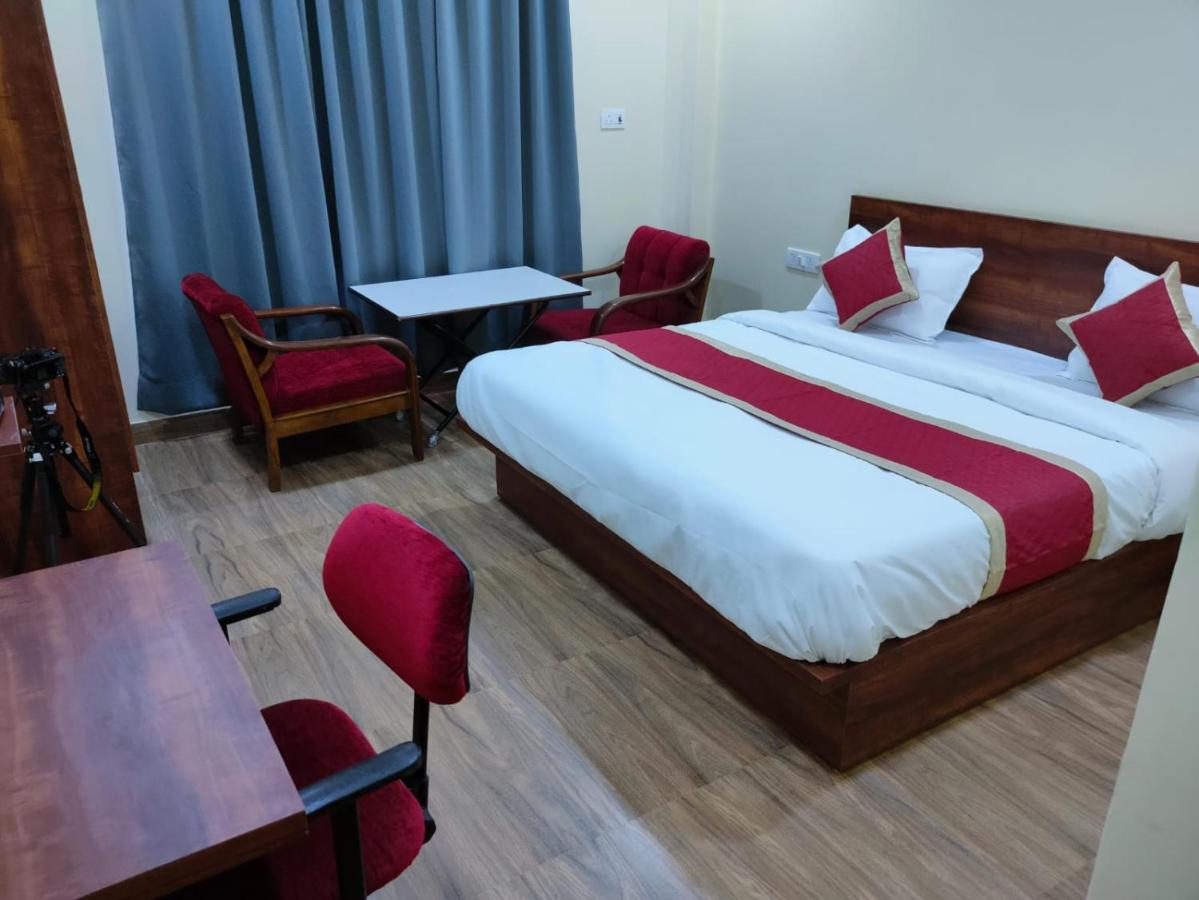 Hotel Manorama Inn Lucknow Exterior foto